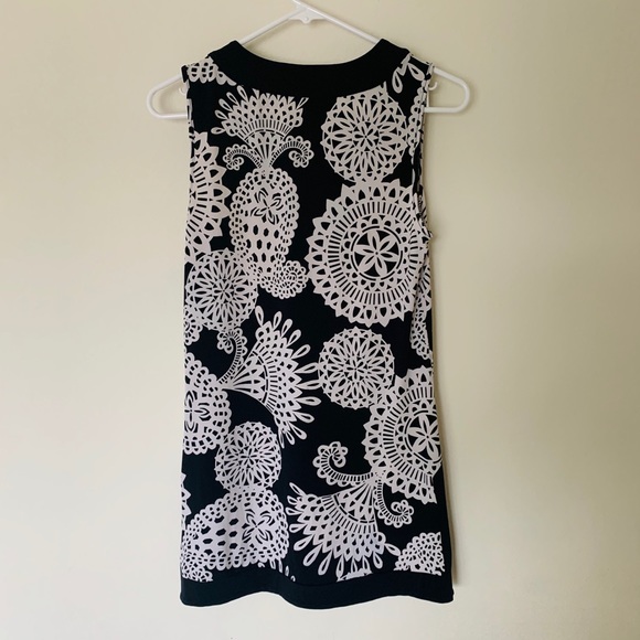 White House Black Market Tank Blouse - Picture 5 of 5